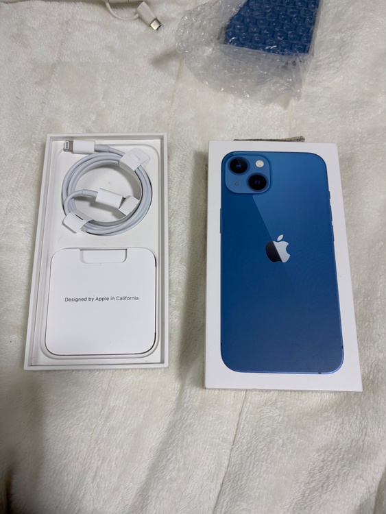 iPhone 13 256GB SIMフリー（スマホ）の商品画像 - 査定依頼日：2026年4月27日 - 最高査定価格：38,000円