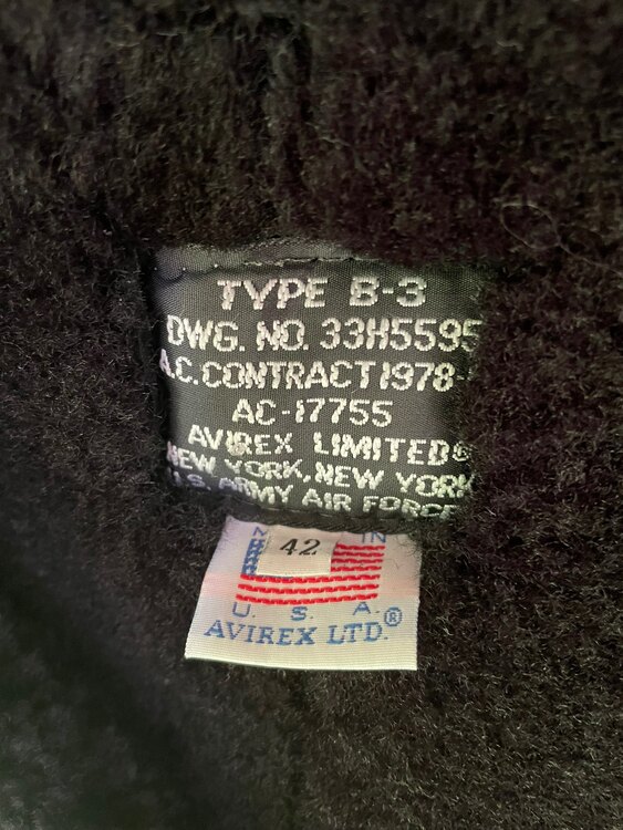 AVIREX　B-3（古着・ファッション）の商品画像 - 査定依頼日：2024年12月1日 - 最高査定価格：5,000円