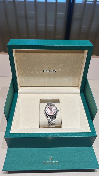 ロレックス デイトジャスト 278274 31mmフルジュビ PINKRO（高級時計）の商品画像 - 査定依頼日：2026年3月28日 - 最高査定価格：2,350,000円