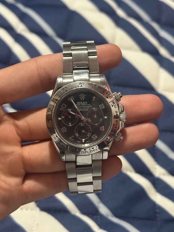 ロレックス パーペチュアル （高級時計）の商品画像 - 査定依頼日：2025年10月1日 - 最高査定価格：4,950,000円