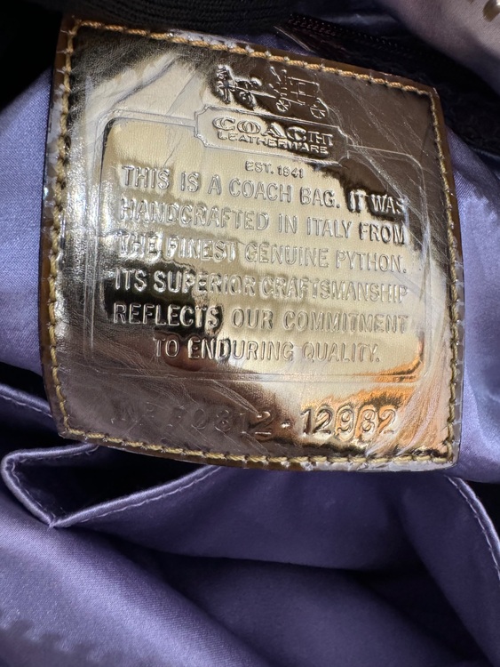 その他 コーチ （ブランドバッグ）の商品画像 - 査定依頼日：2025年11月22日 - 最高査定価格：2,500円