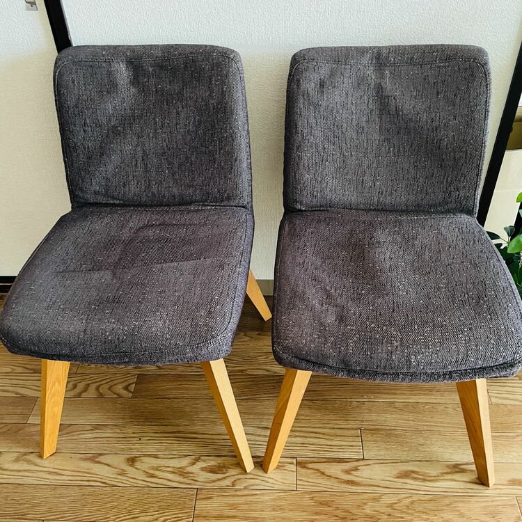 回転式椅子2脚（家具・寝具）の商品画像 - 査定依頼日：2025年10月27日 - 最高査定価格：3,000円