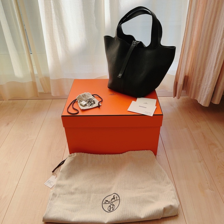 ピコタン（ブランドバッグ）の商品画像 - 査定依頼日：2025年11月21日 - 最高査定価格：500,000円