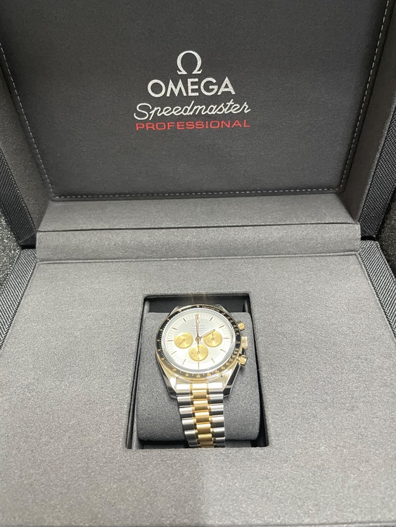 オメガ スピードマスター 310.20.42.50.02.00（高級時計）の商品画像 - 査定依頼日：2025年8月6日 - 最高査定価格：1,730,000円