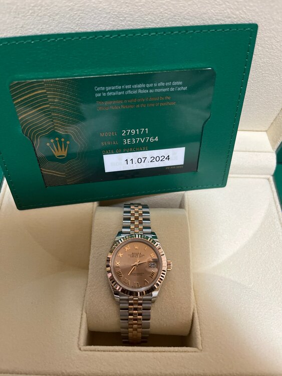 ロレックス デイトジャスト 27917（高級時計）の商品画像 - 査定依頼日：2024年12月25日 - 最高査定価格：1,580,000円