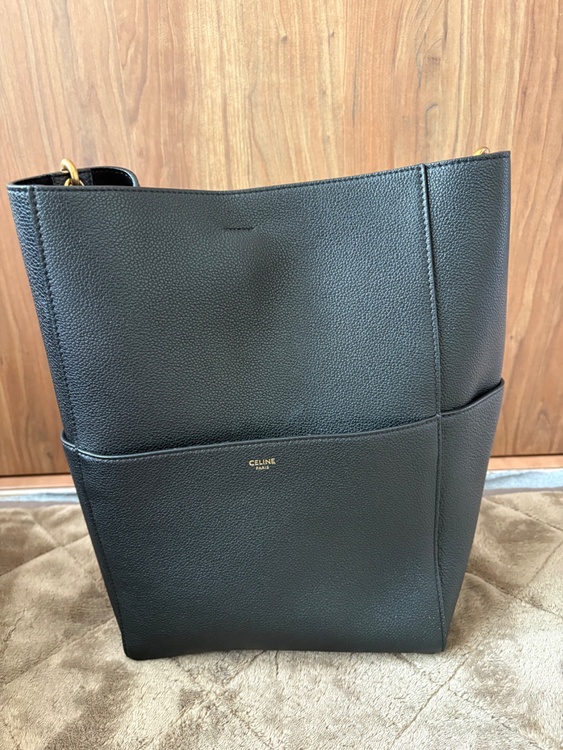 セリーヌ  （ブランドバッグ）の商品画像 - 査定依頼日：2026年2月20日 - 最高査定価格：130,000円