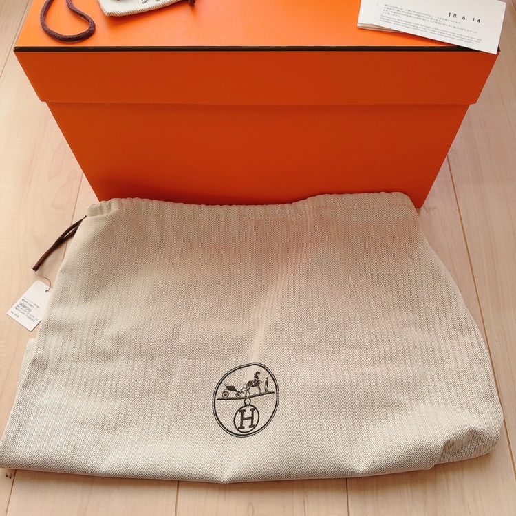 ピコタン（ブランドバッグ）の商品画像 - 査定依頼日：2025年11月21日 - 最高査定価格：500,000円