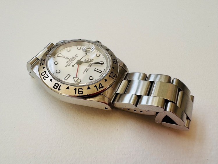 エクスプローラー2 ホワイト（高級時計）の商品画像 - 査定依頼日：2025年11月16日 - 最高査定価格：1,200,000円