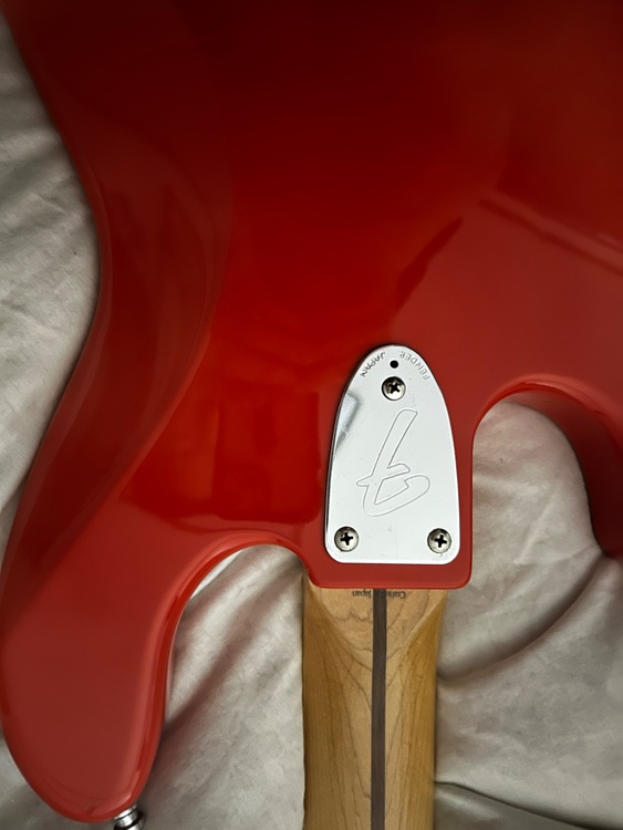 JB75-90US フェスタレッド（ピアノ・楽器・PA機材）の商品画像 - 査定依頼日：2026年4月30日 - 最高査定価格：100,000円