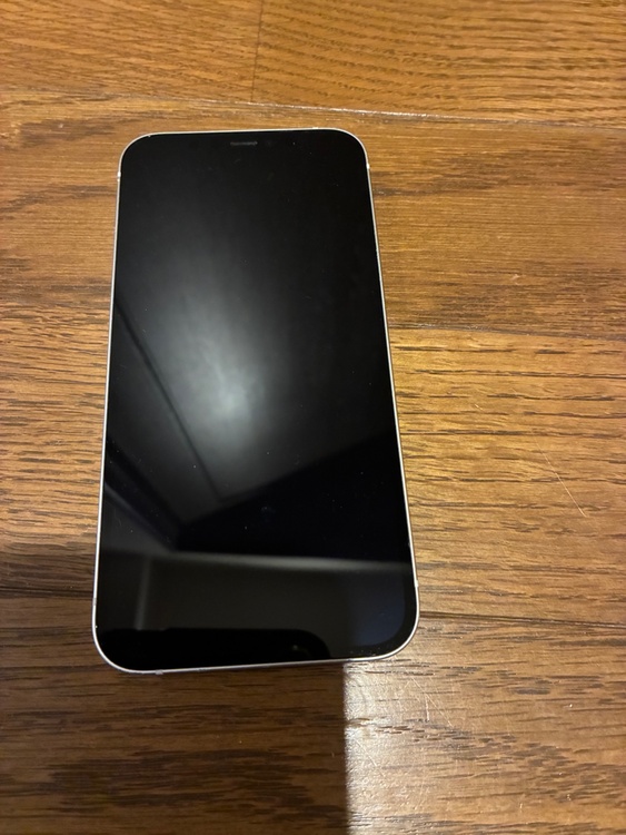 iPhone 12 128GB SIMフリー（スマホ）の商品画像 - 査定依頼日：2026年4月1日 - 最高査定価格：29,000円