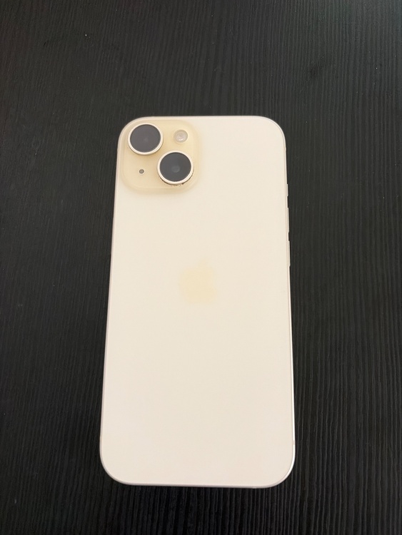 iPhone iPhone 15 128GB docomo（スマホ）の商品画像 - 査定依頼日：2026年7月3日 - 最高査定価格：63,000円