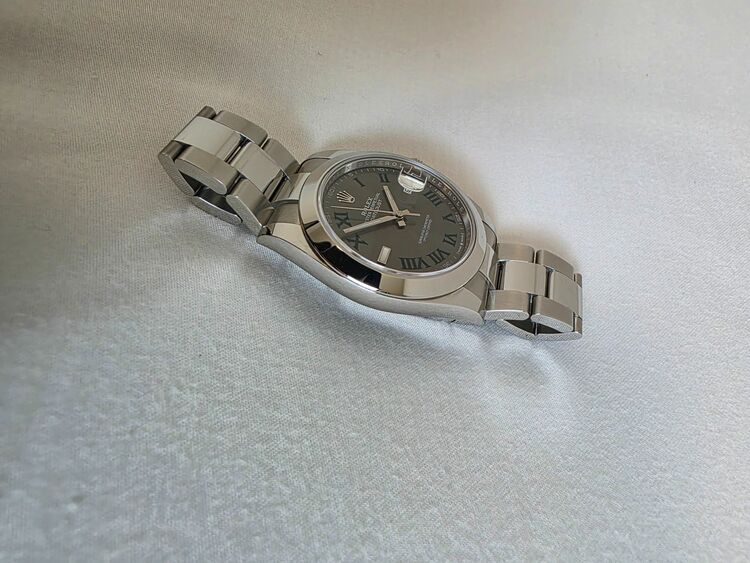 デイトジャスト41（高級時計）の商品画像 - 査定依頼日：2025年8月28日 - 最高査定価格：1,470,000円