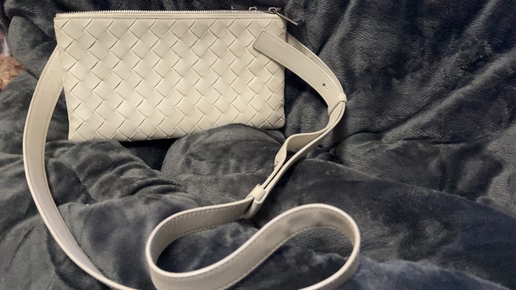 ボッテガ・ヴェネタ  （ブランドバッグ）の商品画像 - 査定依頼日：2025年12月16日 - 最高査定価格：53,000円