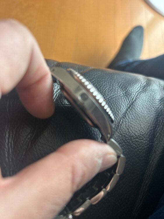 ロレックス シードゥエラー （高級時計）の商品画像 - 査定依頼日：2025年4月30日 - 最高査定価格：1,400,000円