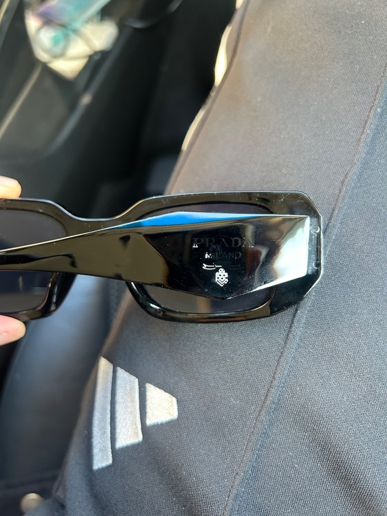 プラダ  （ブランドバッグ）の商品画像 - 査定依頼日：2026年2月21日 - 最高査定価格：23,000円