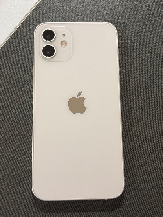 iPhone 12 64GB SIMフリー（スマホ）の商品画像 - 査定依頼日：2026年5月4日 - 最高査定価格：25,000円