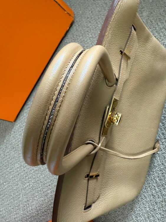 エルメス　バーキン35 カギ付き　未使用（ブランドバッグ）の商品画像 - 査定依頼日：2025年5月19日 - 最高査定価格：1,700,000円