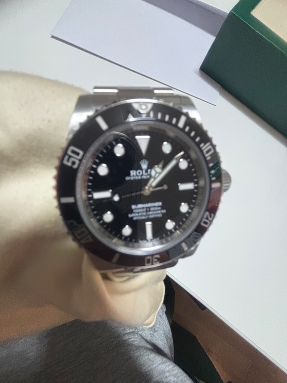 ロレックス サブマリーナー 124060（高級時計）の商品画像 - 査定依頼日：2026年3月10日 - 最高査定価格：1,950,000円