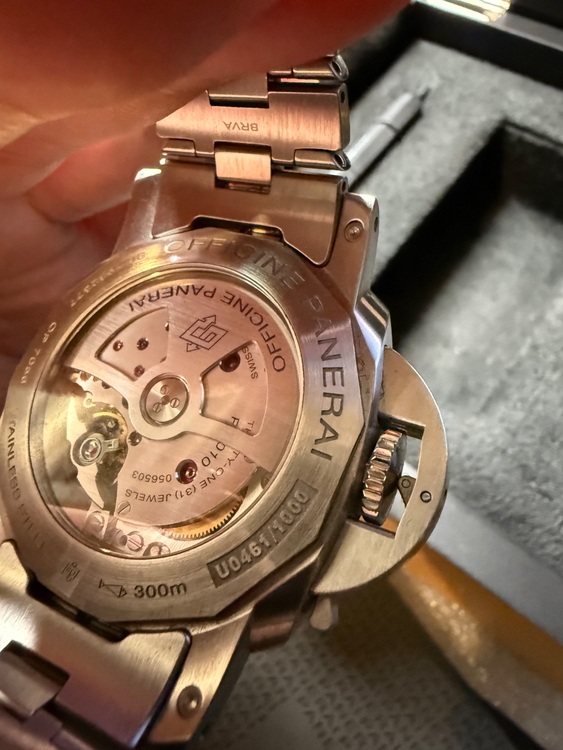 パネライルミノール マリーナ 1950 3デイズ 44mm（高級時計）の商品画像 - 査定依頼日：2025年7月17日 - 最高査定価格：710,000円