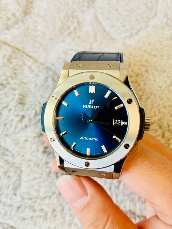 ウブロ クラシックフュージョン 711.NX.7170.lq（高級時計）の商品画像 - 査定依頼日：2025年12月7日 - 最高査定価格：470,000円