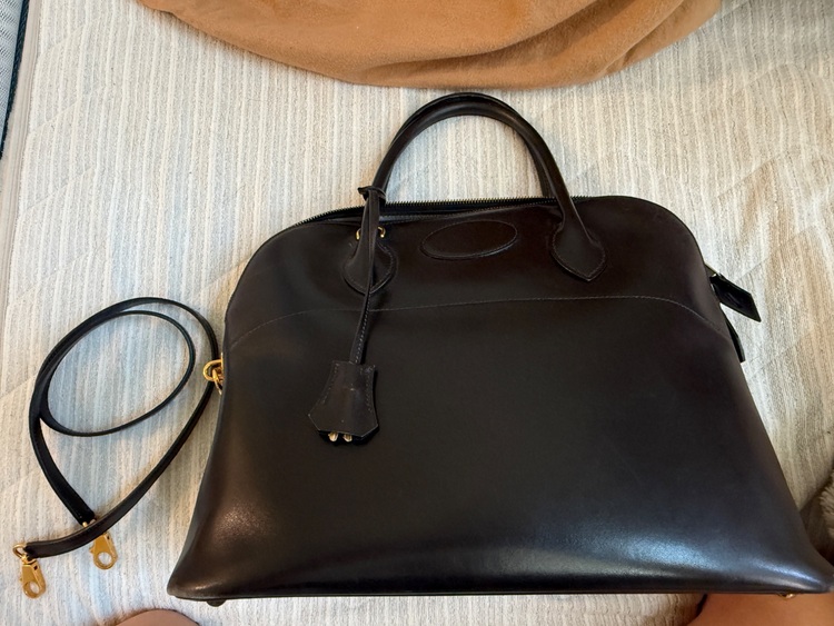 ボリード  31（ブランドバッグ）の商品画像 - 査定依頼日：2025年8月21日 - 最高査定価格：500,000円