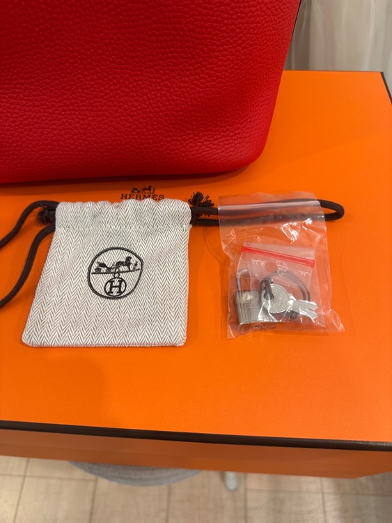 エルメス ピコタン （ブランドバッグ）の商品画像 - 査定依頼日：2025年10月25日 - 最高査定価格：480,000円