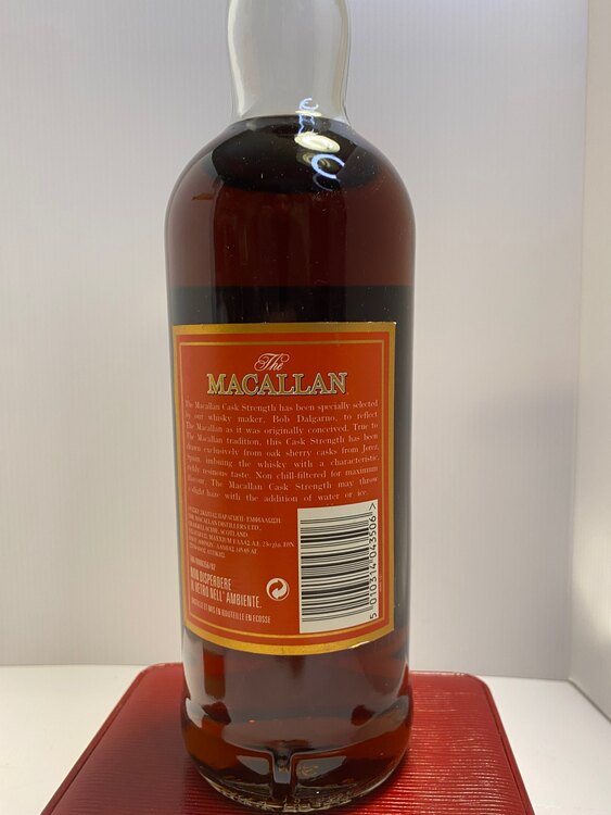 ウイスキー マッカラン （お酒）の商品画像 - 査定依頼日：2025年1月26日 - 最高査定価格：350,000円