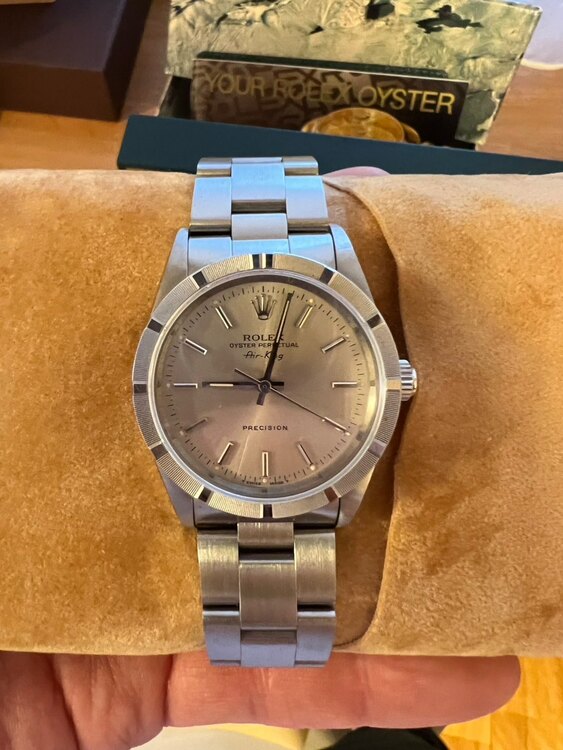 ロレックス パーペチュアル （高級時計）の商品画像 - 査定依頼日：2025年5月11日 - 最高査定価格：600,000円