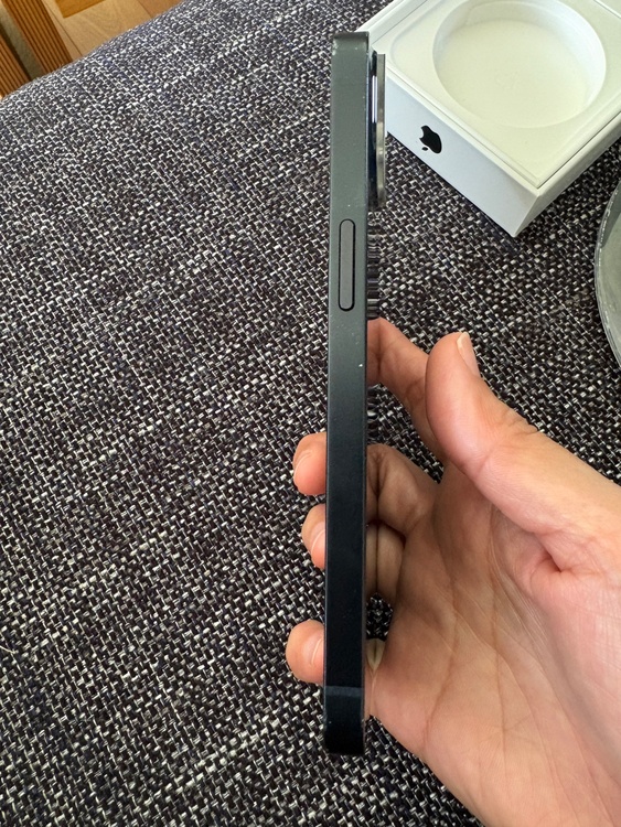 iPhone13 512GB（スマホ）の商品画像 - 査定依頼日：2026年7月5日 - 最高査定価格：38,500円
