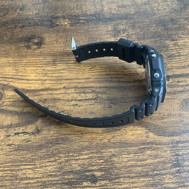 G-SHOCK その他 m5610t（高級時計）の商品画像 - 査定依頼日：2025年4月26日 - 最高査定価格：2,000円