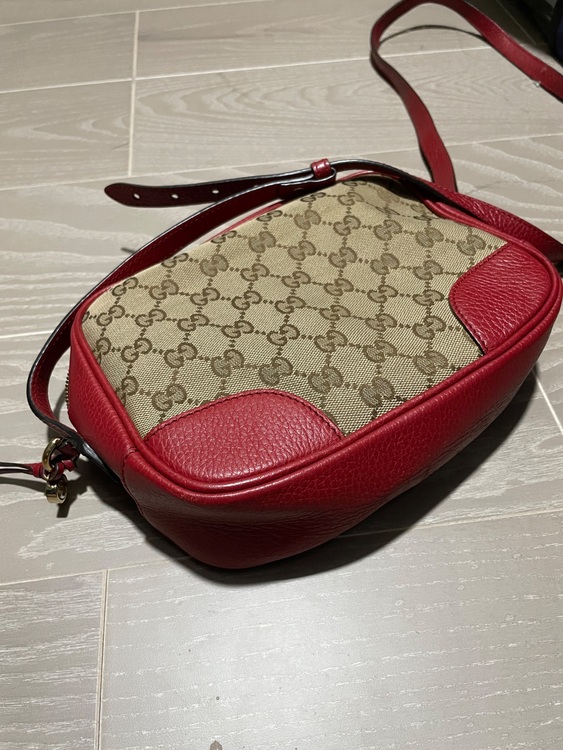 ショルダーバッグ（古着・ファッション）の商品画像 - 査定依頼日：2025年10月10日 - 最高査定価格：15,000円