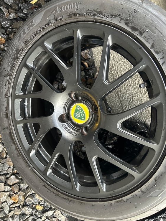 タイヤホイール　ロータスエリーゼ（カー用品）の商品画像 - 査定依頼日：2026年2月19日 - 最高査定価格：12,000円