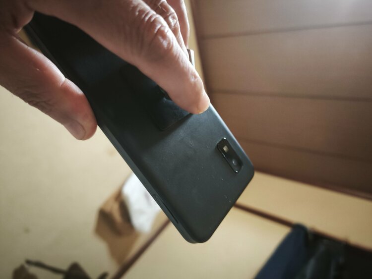 SH-51C（スマホ）の商品画像 - 査定依頼日：2026年9月20日 - 最高査定価格：4,500円