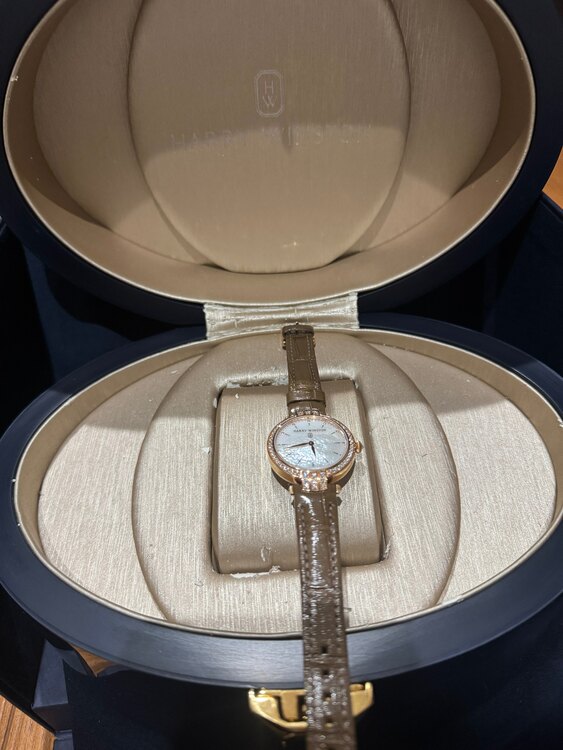 ハリーウィンストン HWプルミエール （高級時計）の商品画像 - 査定依頼日：2025年1月14日 - 最高査定価格：1,000,000円