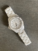 シャネル J12 Ｈ212（高級時計）の商品画像 - 査定依頼日：2025年8月19日 - 最高査定価格：300,000円