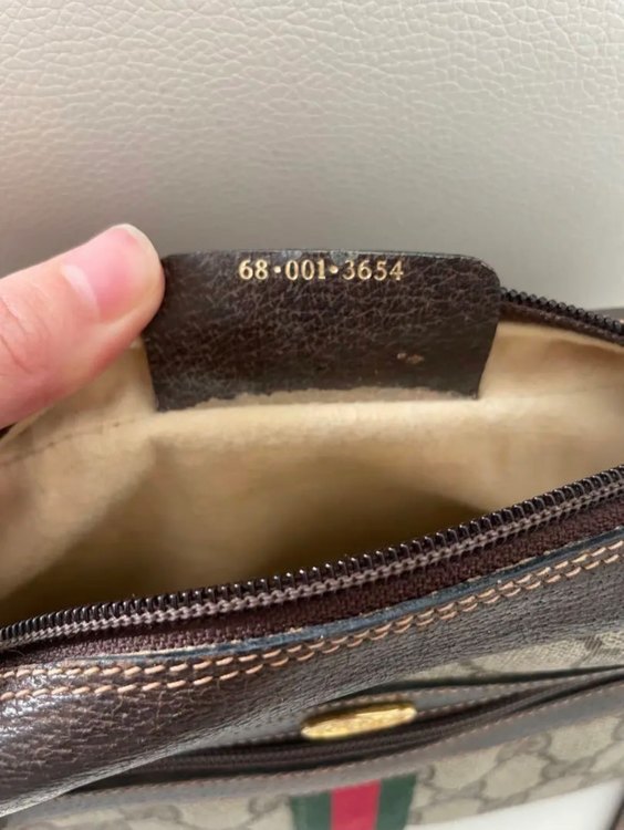 GUCCI オールドグッチ ショルダーバッグ （ブランドバッグ）の商品画像 - 査定依頼日：2023年7月22日 - 最高査定価格：20,000円