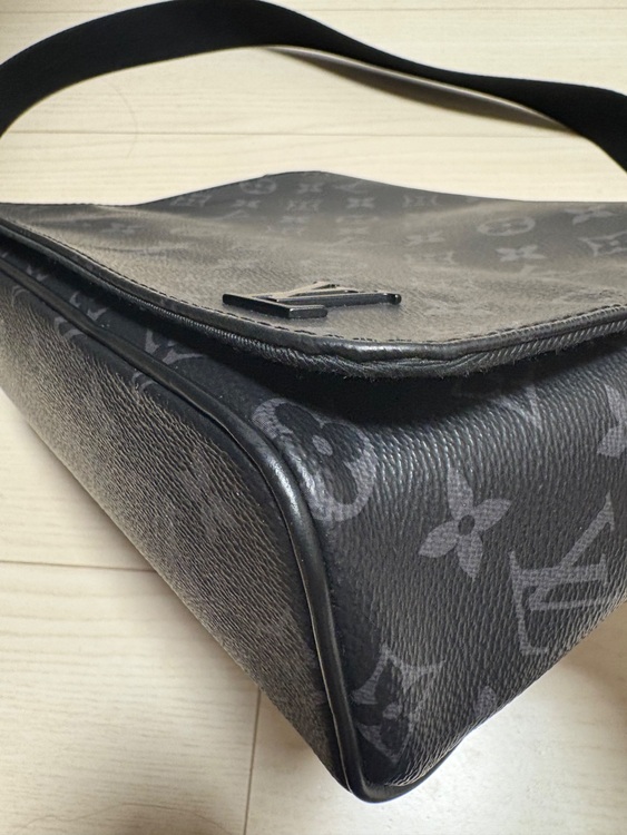 M44000（ブランドバッグ）の商品画像 - 査定依頼日：2025年7月28日 - 最高査定価格：120,000円