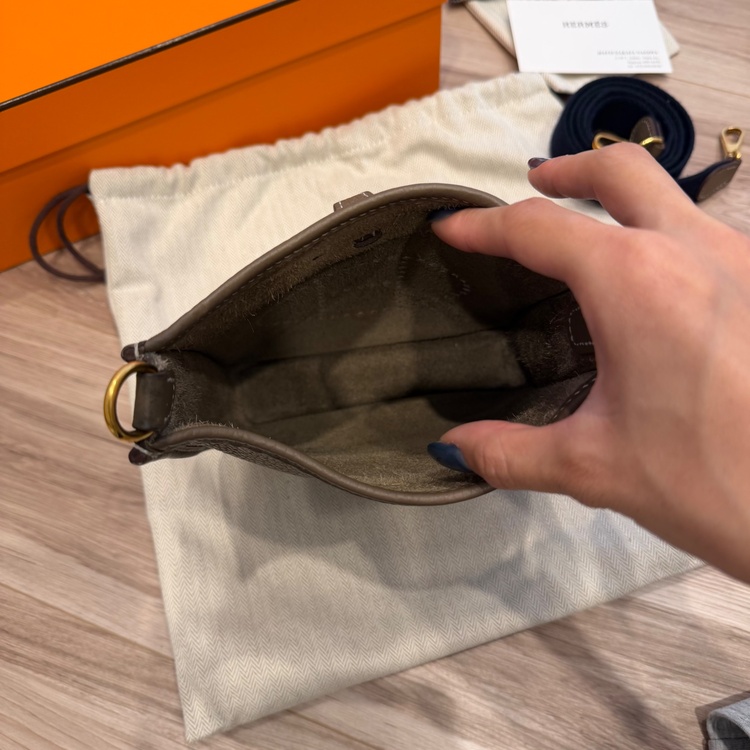 HERMESエブリンtpm（ブランドバッグ）の商品画像 - 査定依頼日：2026年7月6日 - 最高査定価格：400,000円