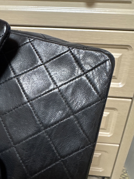 ダブルフラップマトラッセ25（ブランドバッグ）の商品画像 - 査定依頼日：2026年2月21日 - 最高査定価格：400,000円