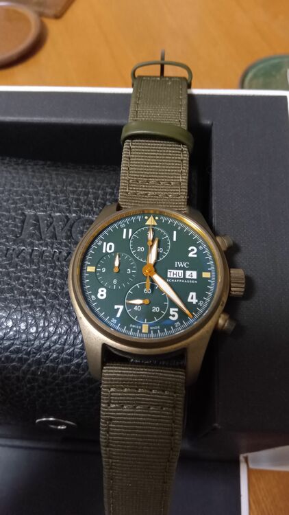 IWC パイロットウォッチ IW38790（高級時計）の商品画像 - 査定依頼日：2025年12月4日 - 最高査定価格：620,000円