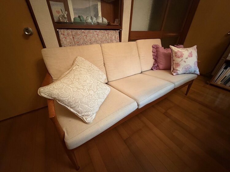 ノース3シーターソファ（家具・寝具）の商品画像 - 査定依頼日：2025年12月15日 - 最高査定価格：3,000円