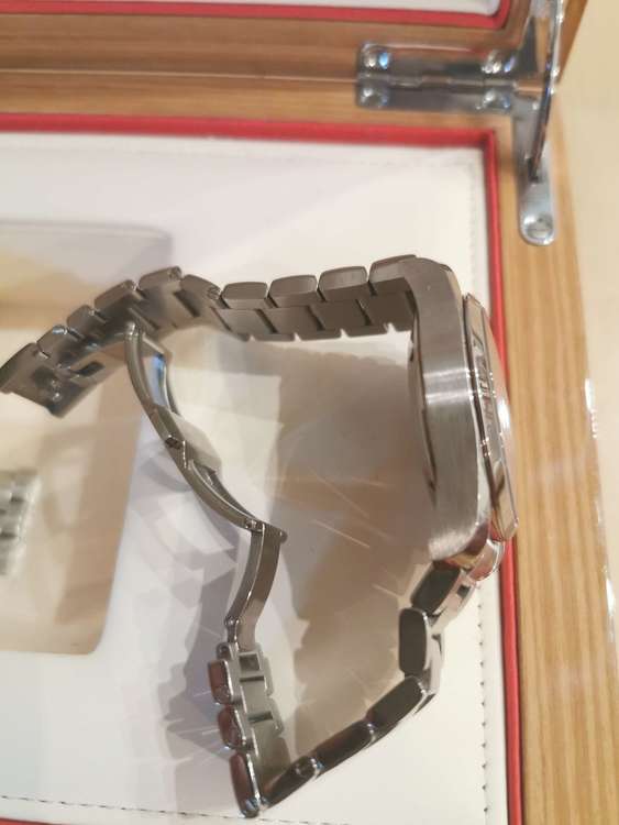 オメガ シーマスター （高級時計）の商品画像 - 査定依頼日：2023年3月10日 - 最高査定価格：270,000円