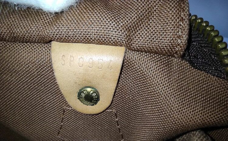 ヴィトン モノグラム スピーディ30 鍵付き（ブランドバッグ）の商品画像 - 査定依頼日：2025年8月23日 - 最高査定価格：100,000円