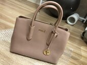 その他 フルラ （ブランドバッグ）の商品画像 - 査定依頼日：2025年3月2日 - 最高査定価格：5,000円