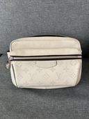 ルイヴィトン モノグラム 