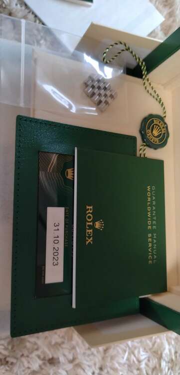 ロレックス スカイドゥエラー （高級時計）の商品画像 - 査定依頼日：2025年4月27日 - 最高査定価格：2,950,000円