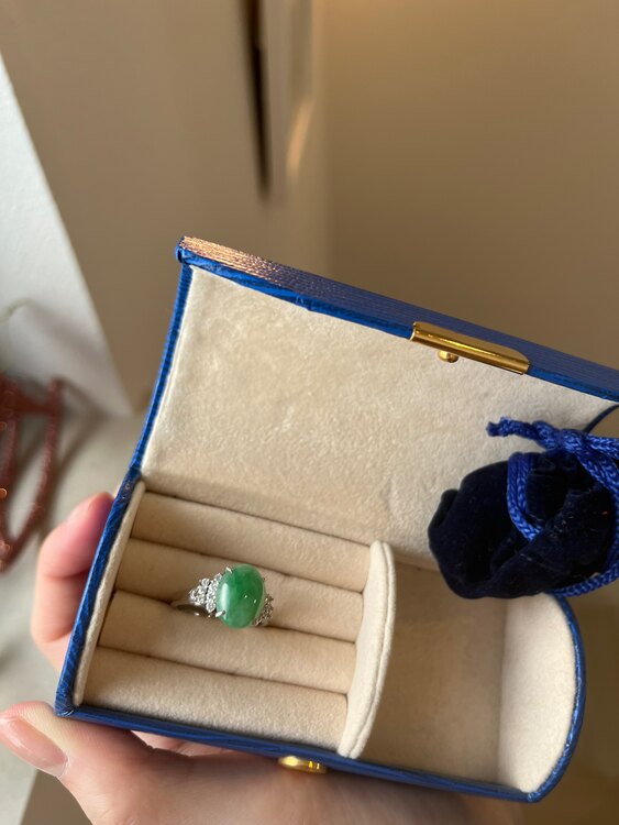 不明（宝石）の商品画像 - 査定依頼日：2024年5月16日 - 最高査定価格：70,000円