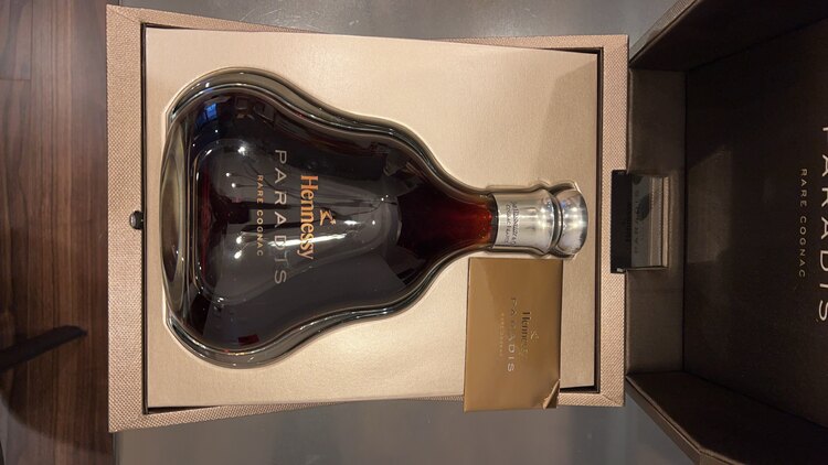 ブランデー ヘネシー （お酒）の商品画像 - 査定依頼日：2025年1月19日 - 最高査定価格：85,000円