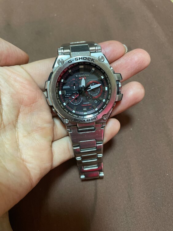 G-SHOCK その他 MTG-S1000D（高級時計）の商品画像 - 査定依頼日：2025年5月15日 - 最高査定価格：13,000円