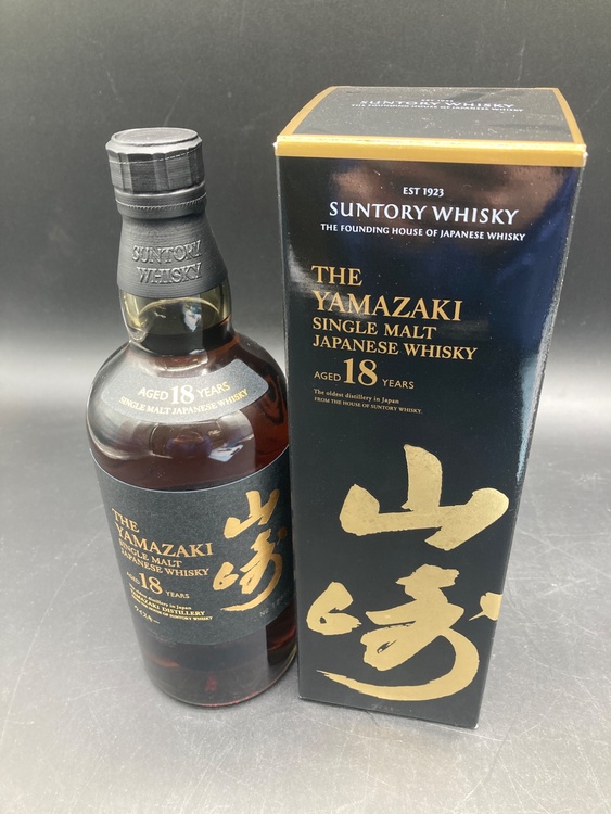 山崎18年（お酒）の商品画像 - 査定依頼日：2026年2月14日 - 最高査定価格：90,000円
